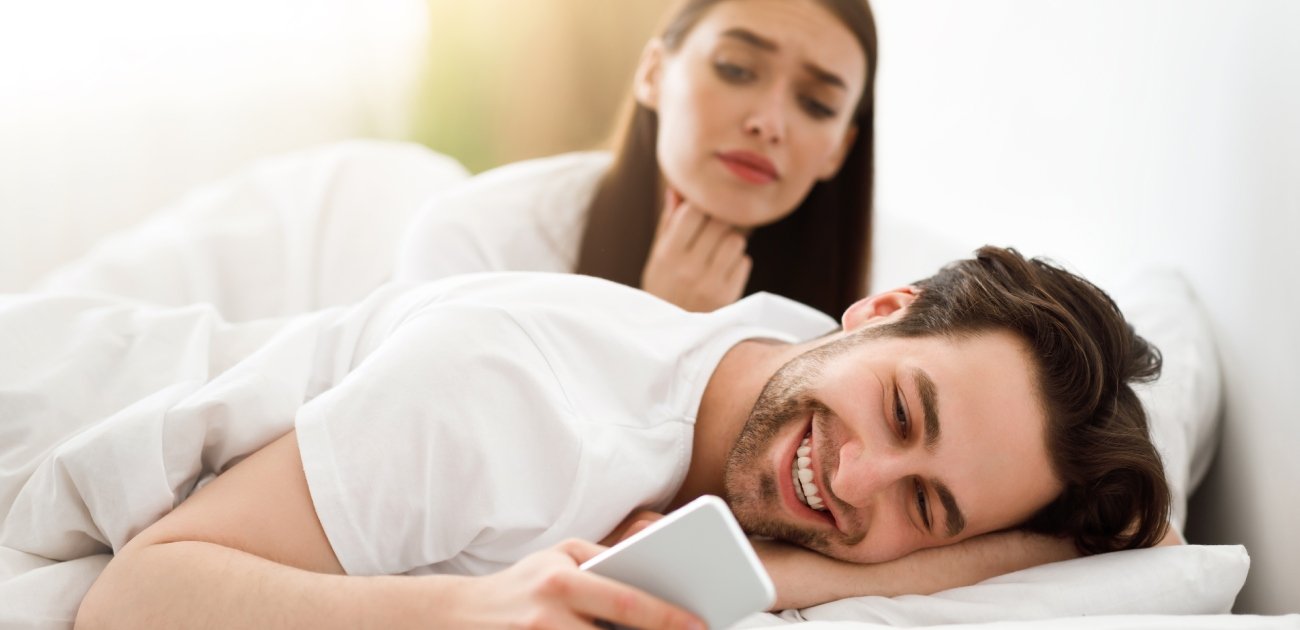 كيف تتجاوز الزوجة الشكوك بثقة وهدوء؟